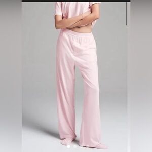 SKIMS boyfriend lounge pants size medium